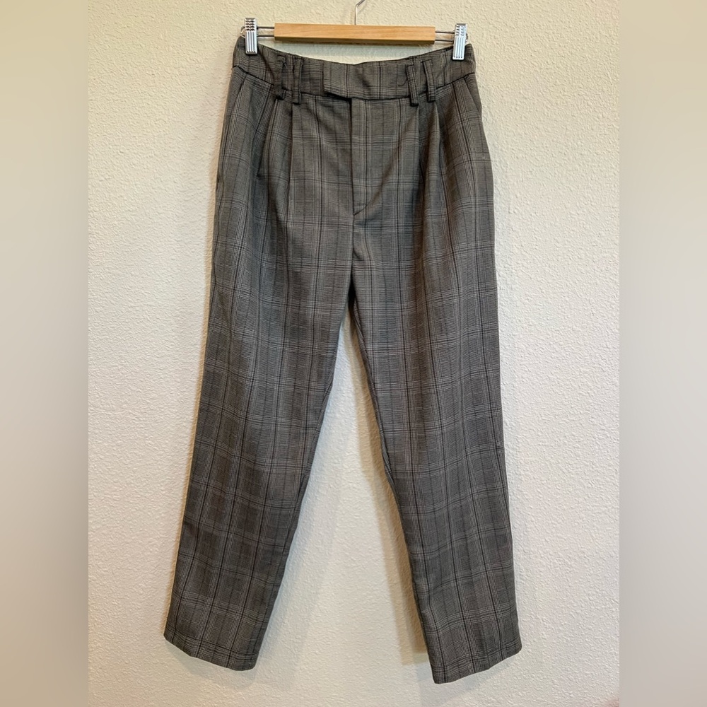 BB Dakota Gray Plaid Ankle Pants